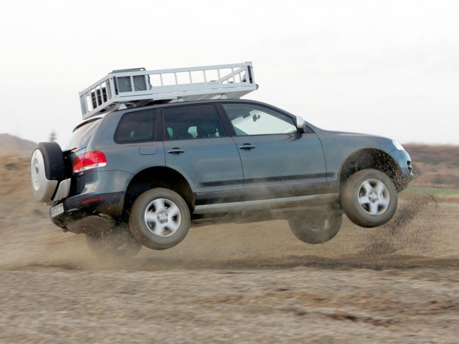  Volkswagen Touareg Individual Expedition 2005 года  (фото 9 из 10)